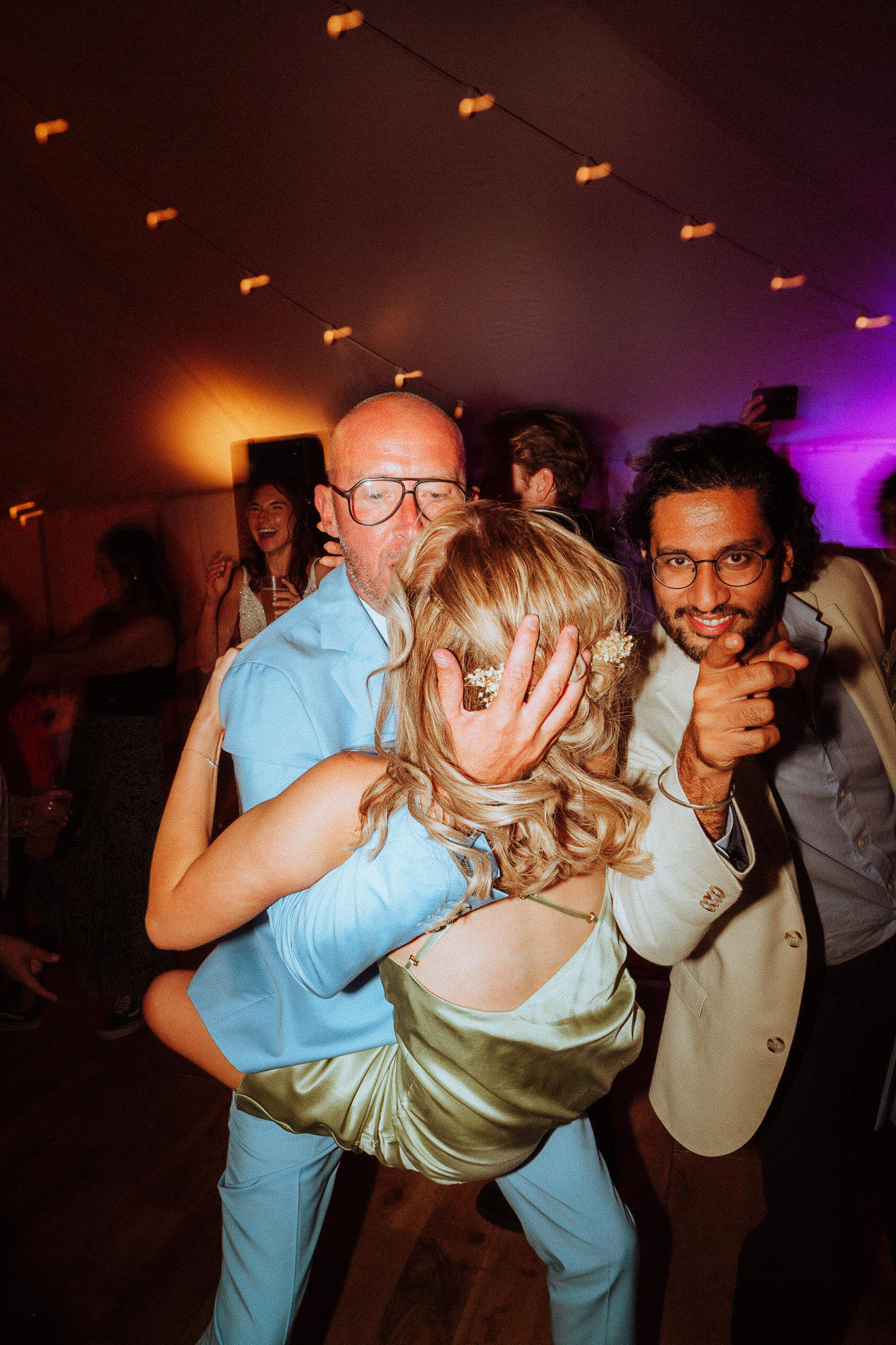 USK CASTLE WEDDING PHOTOGRAPHY FESTIVAL STYLE 116 USK CASTLE WEDDING PHOTOGRAPHY FESTIVAL STYLE 116